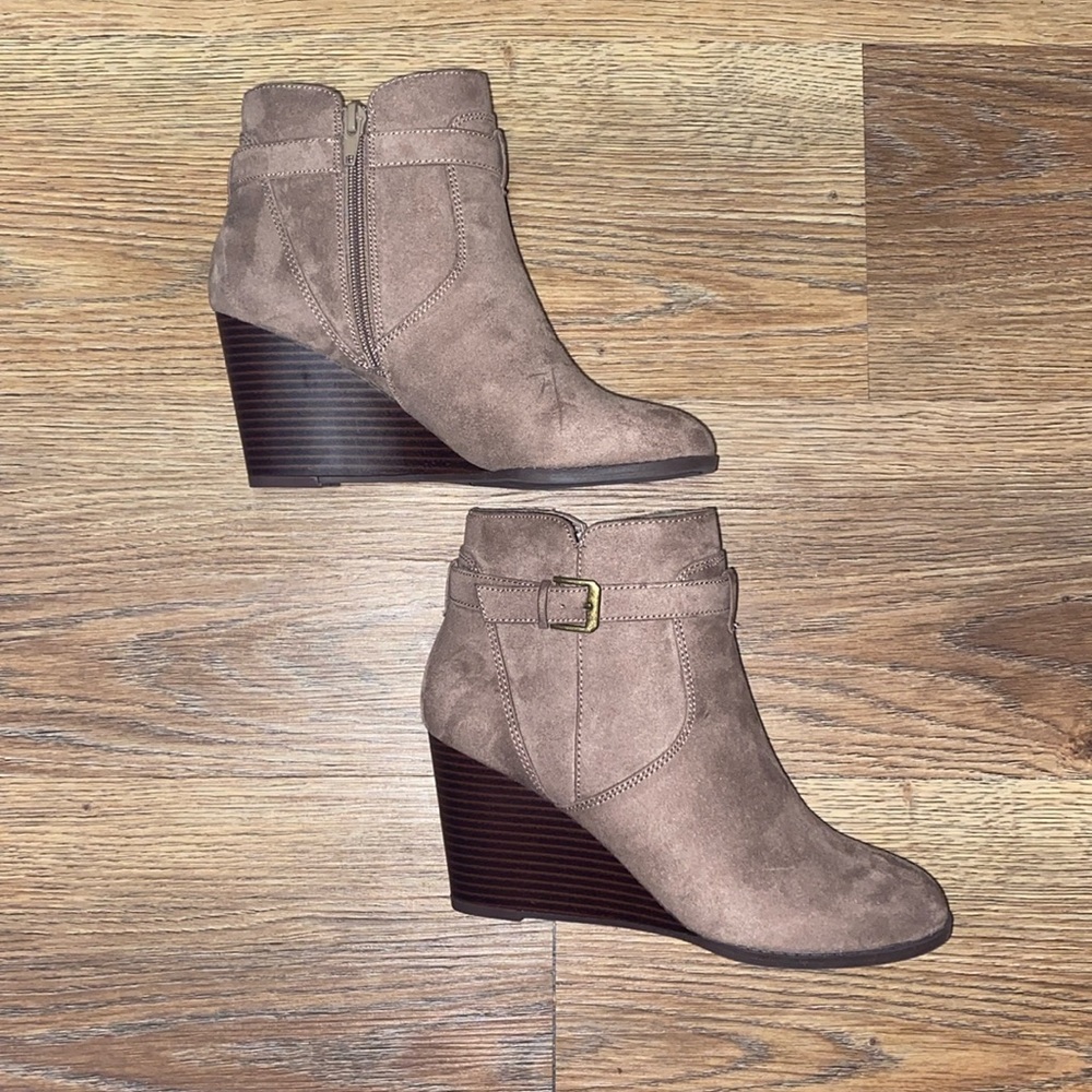 Market & Spruce wedge ankle boots